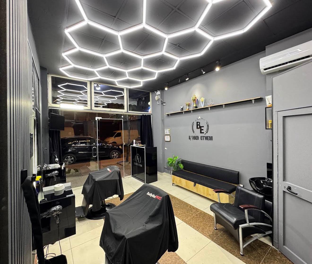 Ethemi Barber